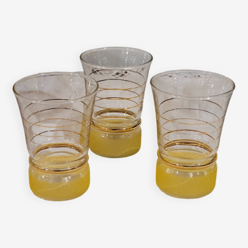 3 yellow granita glasses - vintage