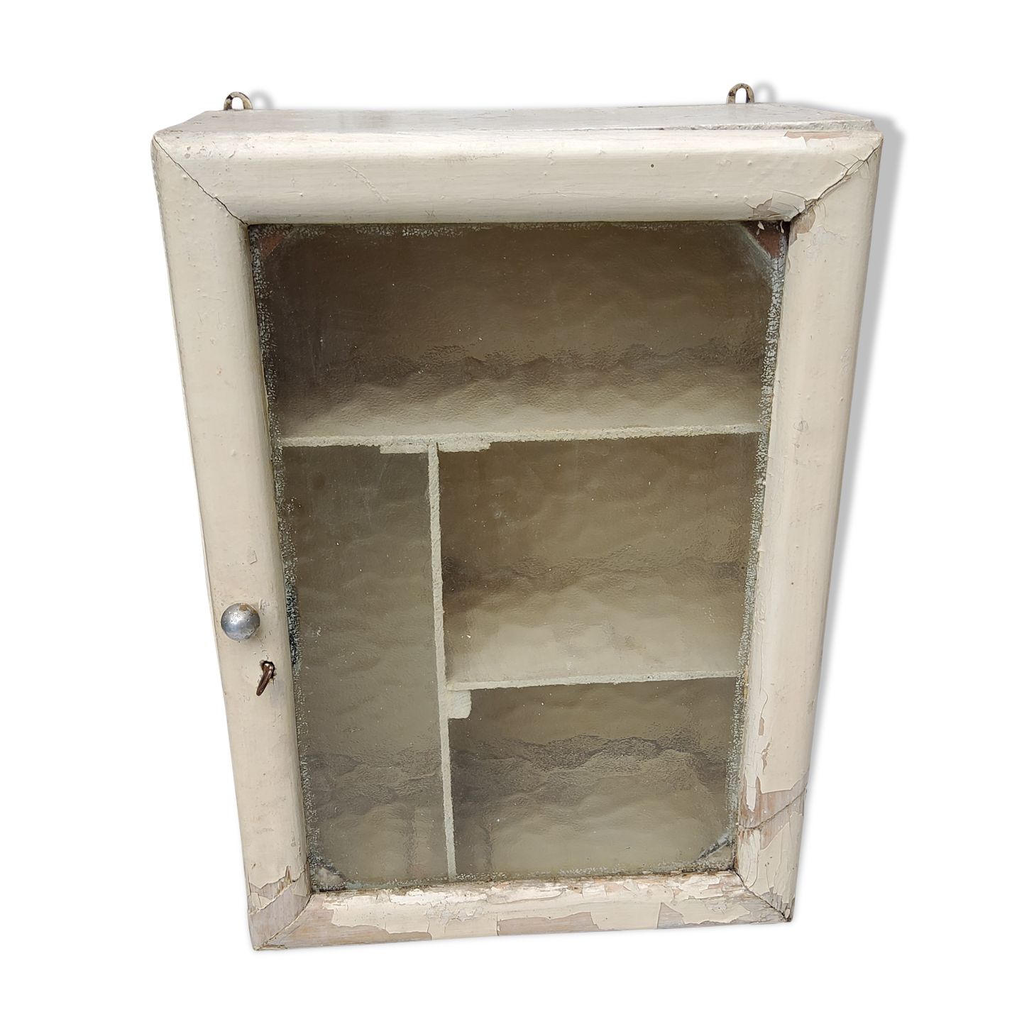Pharmacy cabinet
