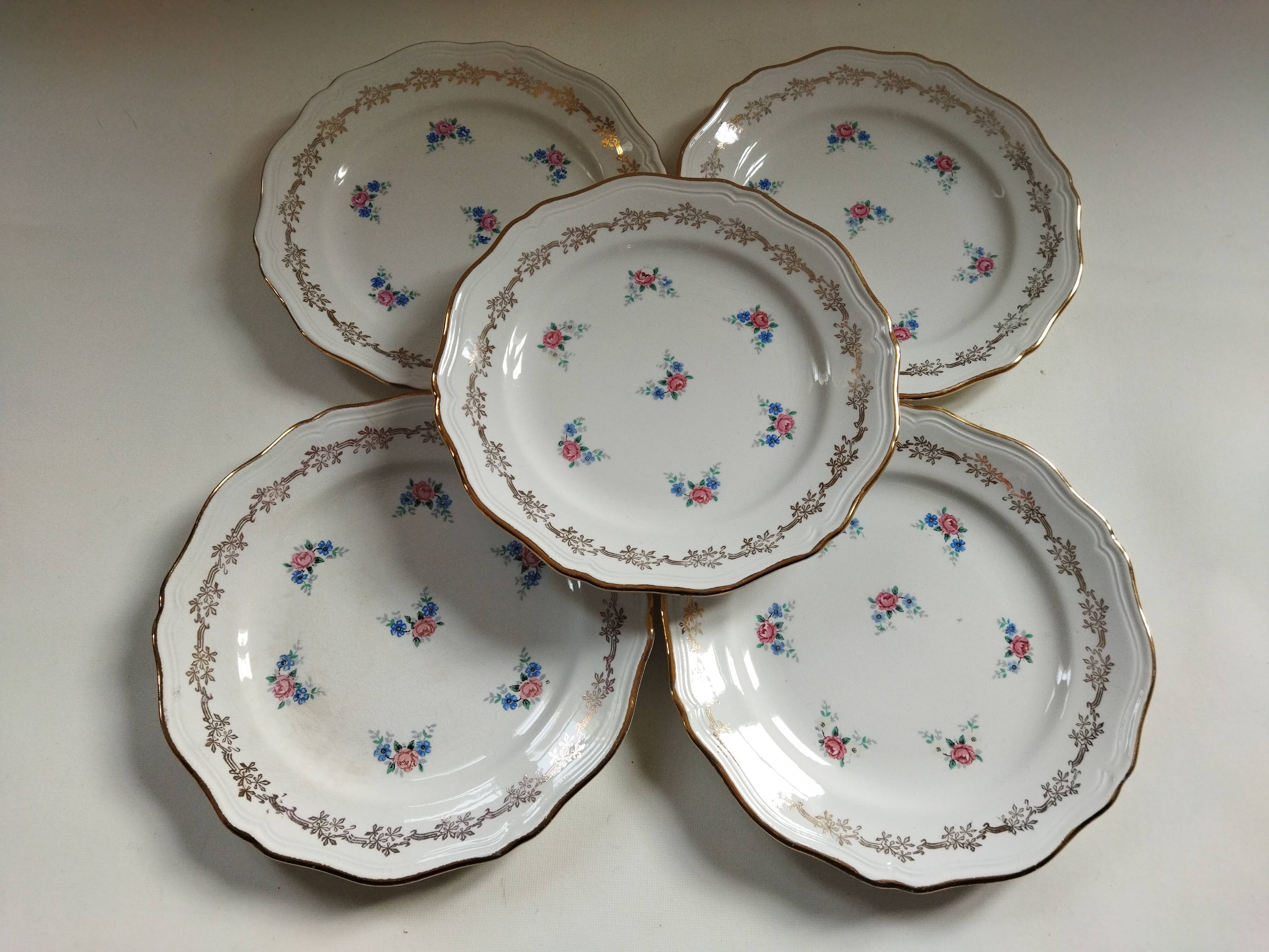 5 dessert plates L'Amandinoise