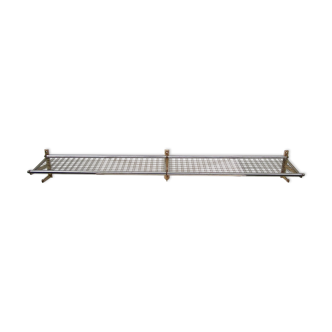 Shelf train luggage rack