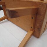 Nice-sized worker, in light varnished wood