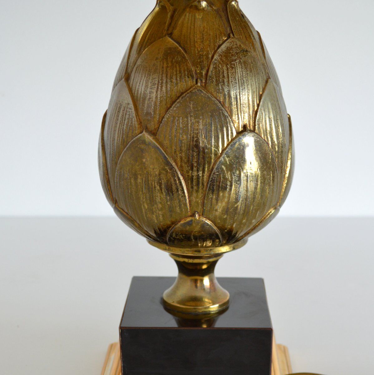 Vintage artichoke gold table lamp 1970