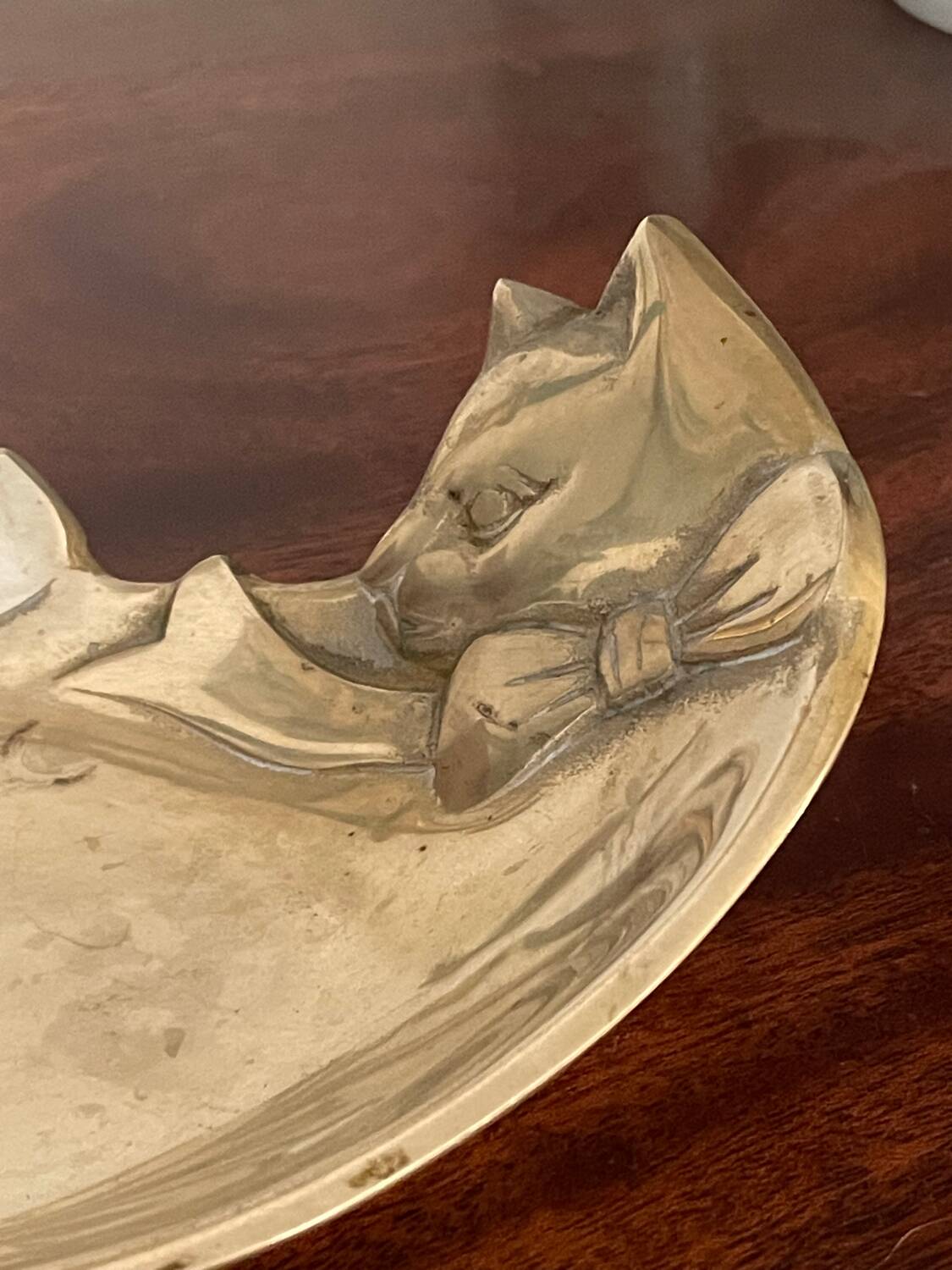 Brass cat pocket tray