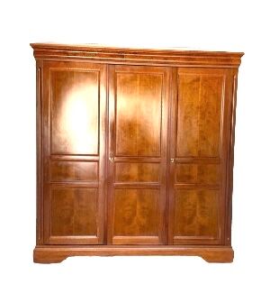 Armoire en merisier style Louis Philippe