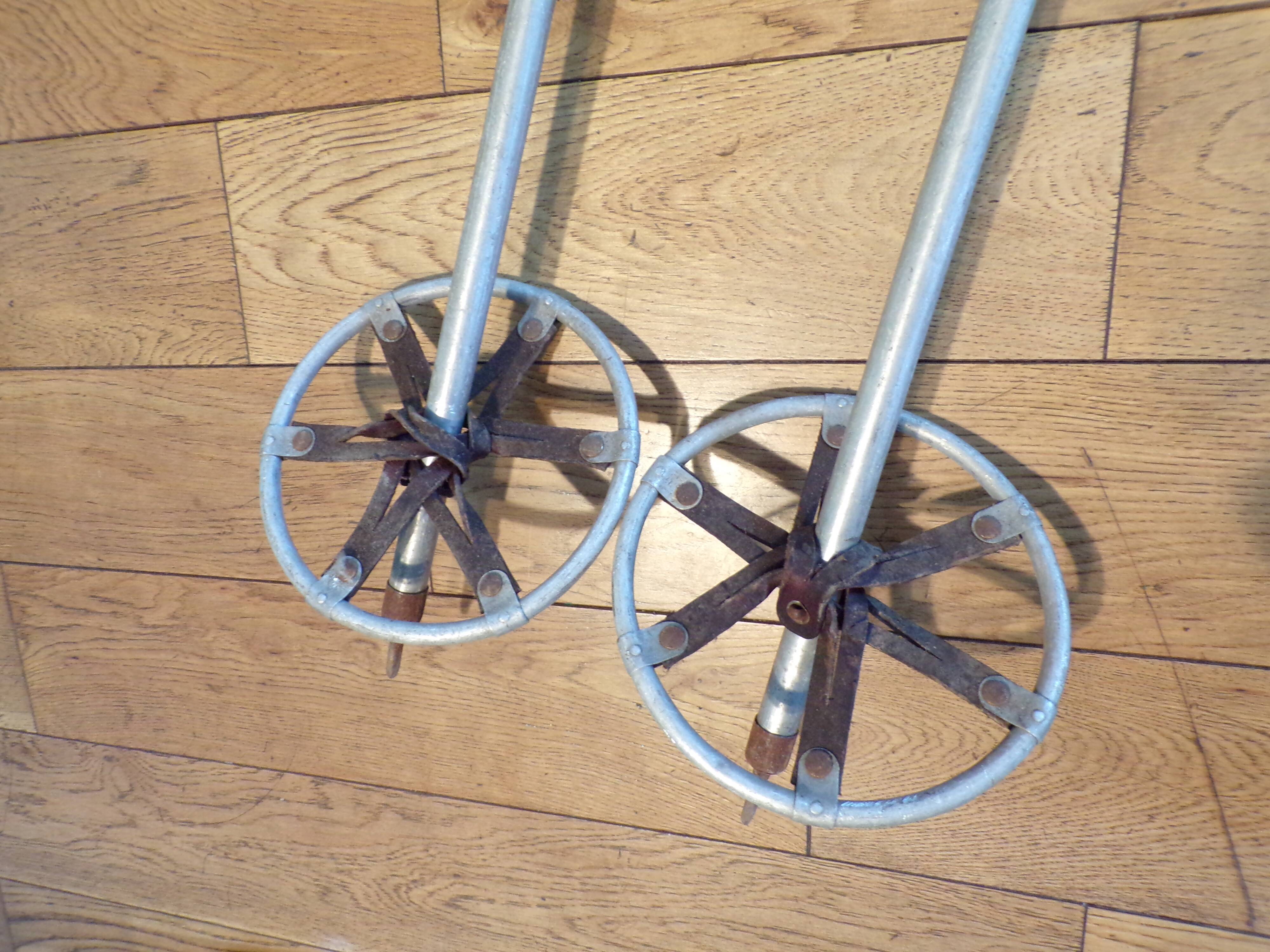 Paire de bâton de ski vintage L=129cm