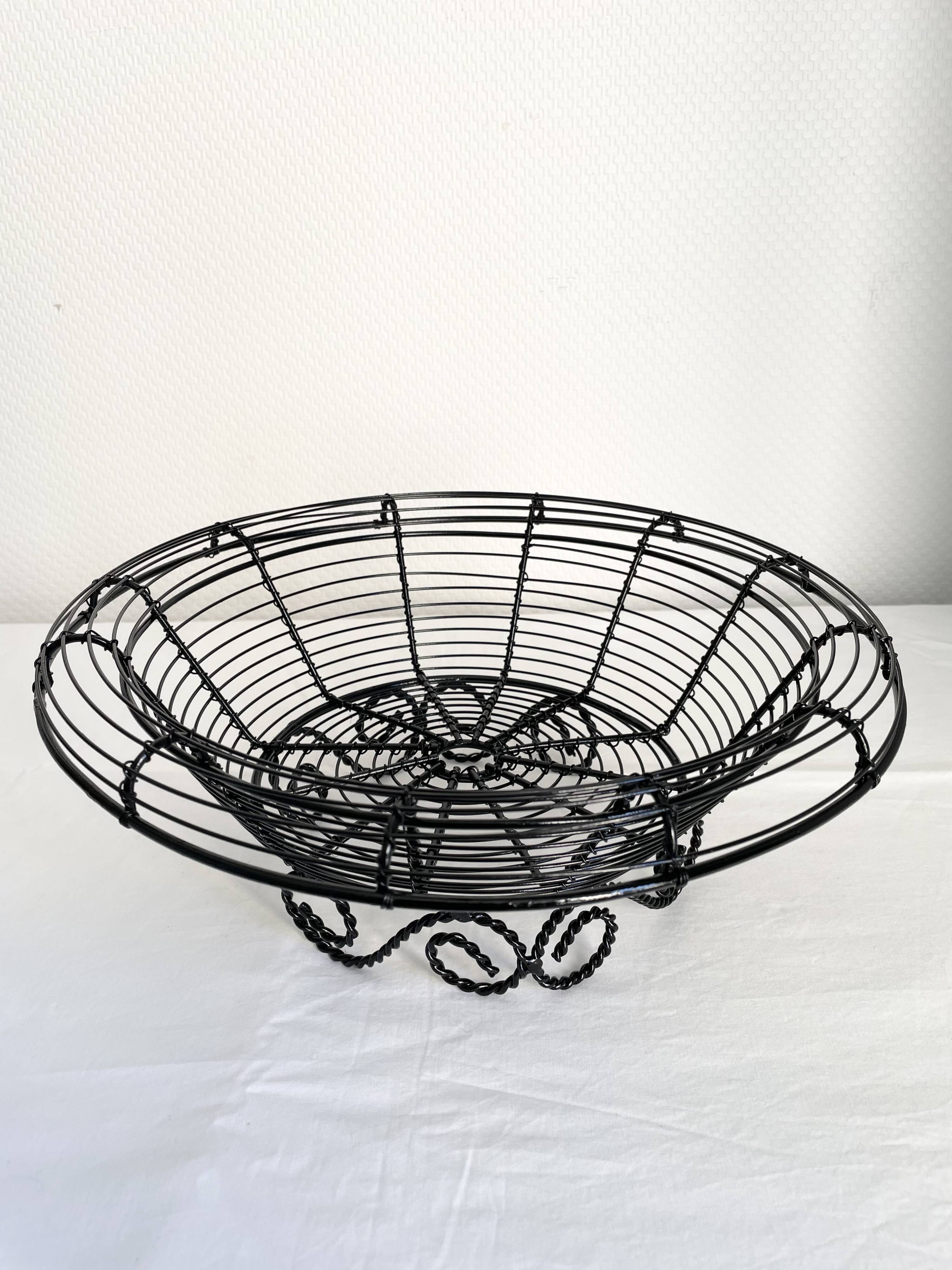 Wired metal basket
