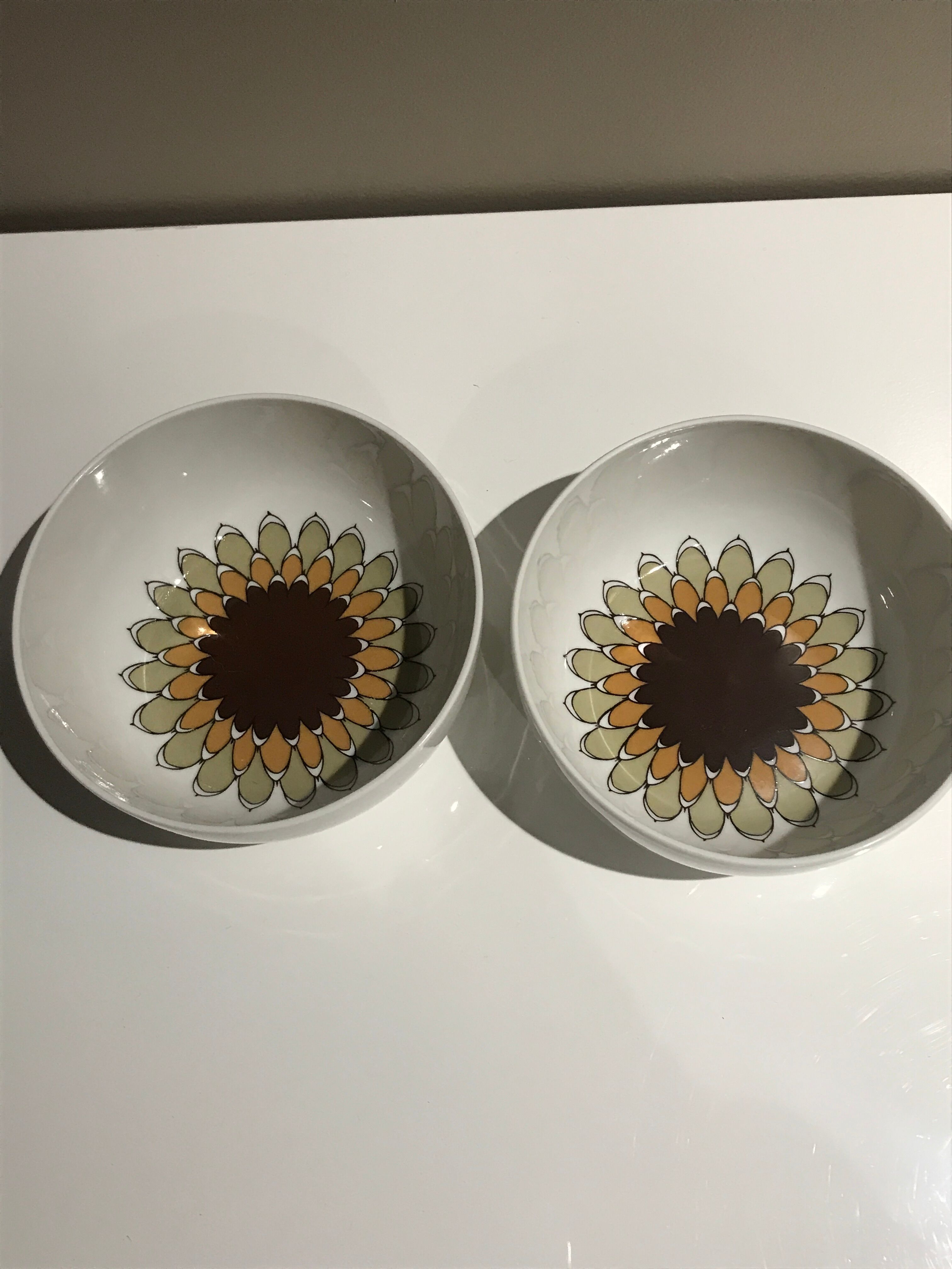 2 thomas germany bowls