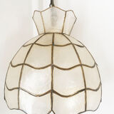 Mother-of-pearl and brass suspension