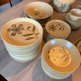 Set of 1980s Sandstone crockery (79 pieces)