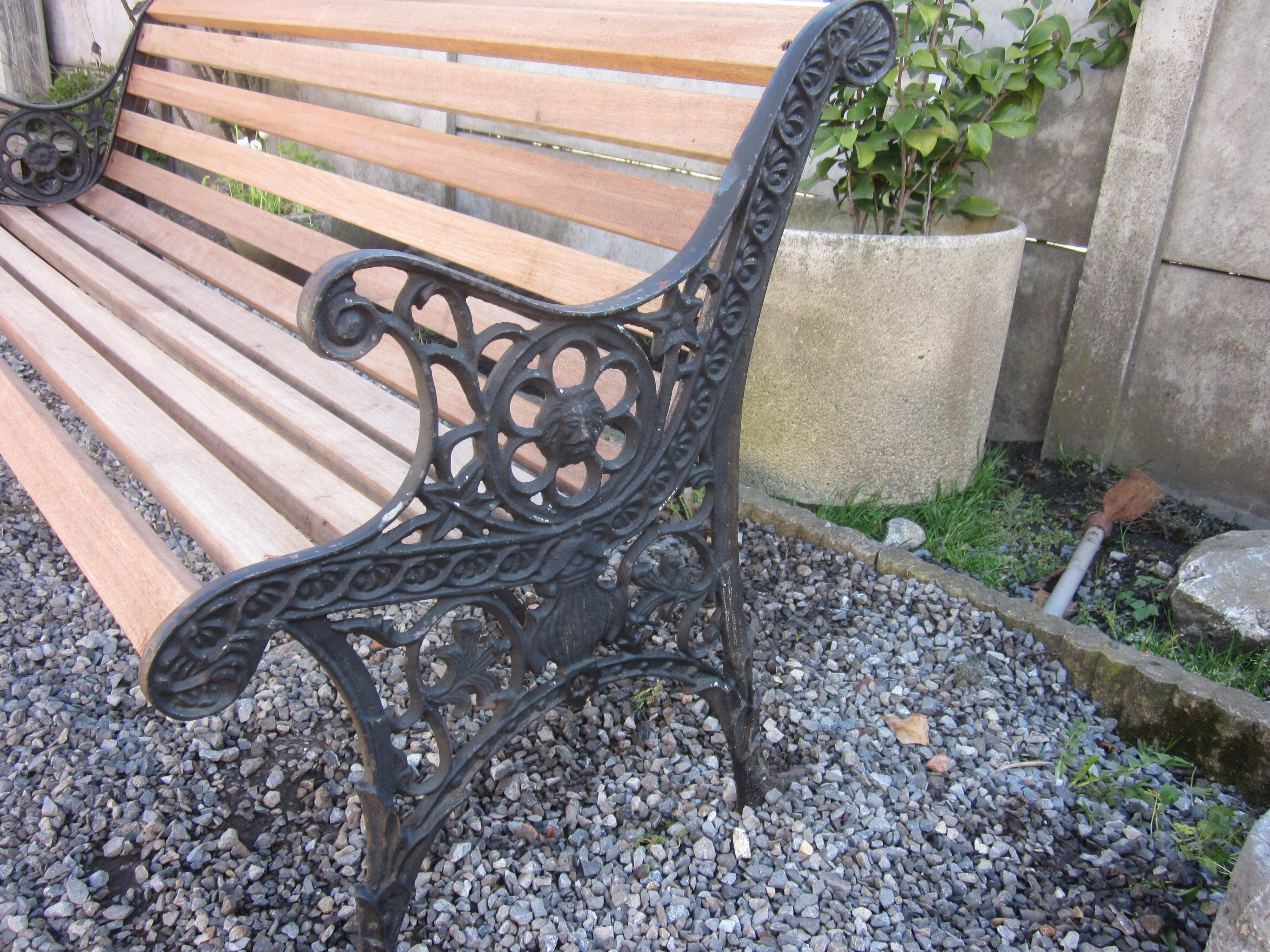 Cast-iron garden bench