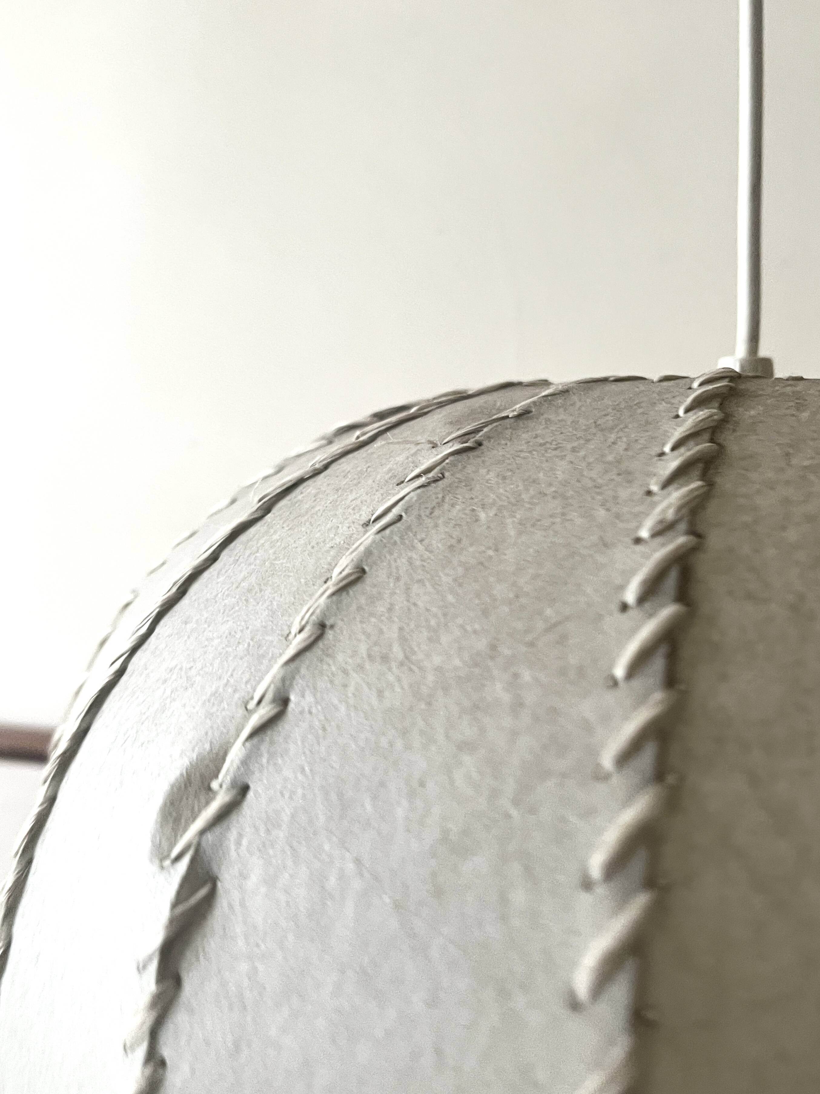 Italian suspension lamp, cocoon ball in resin, 1970s design.