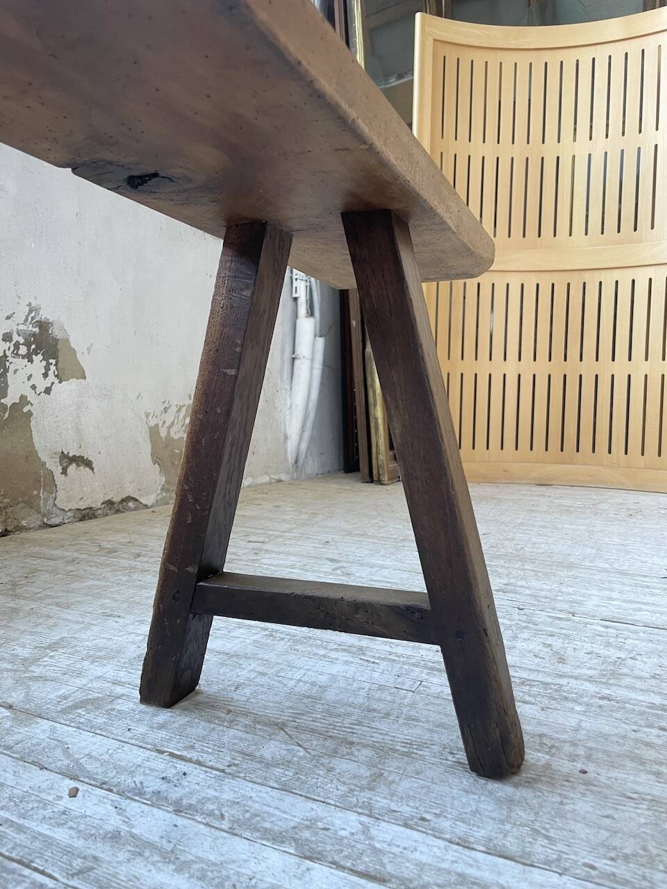 Pair of benches in walnut and solid oak 230 cm