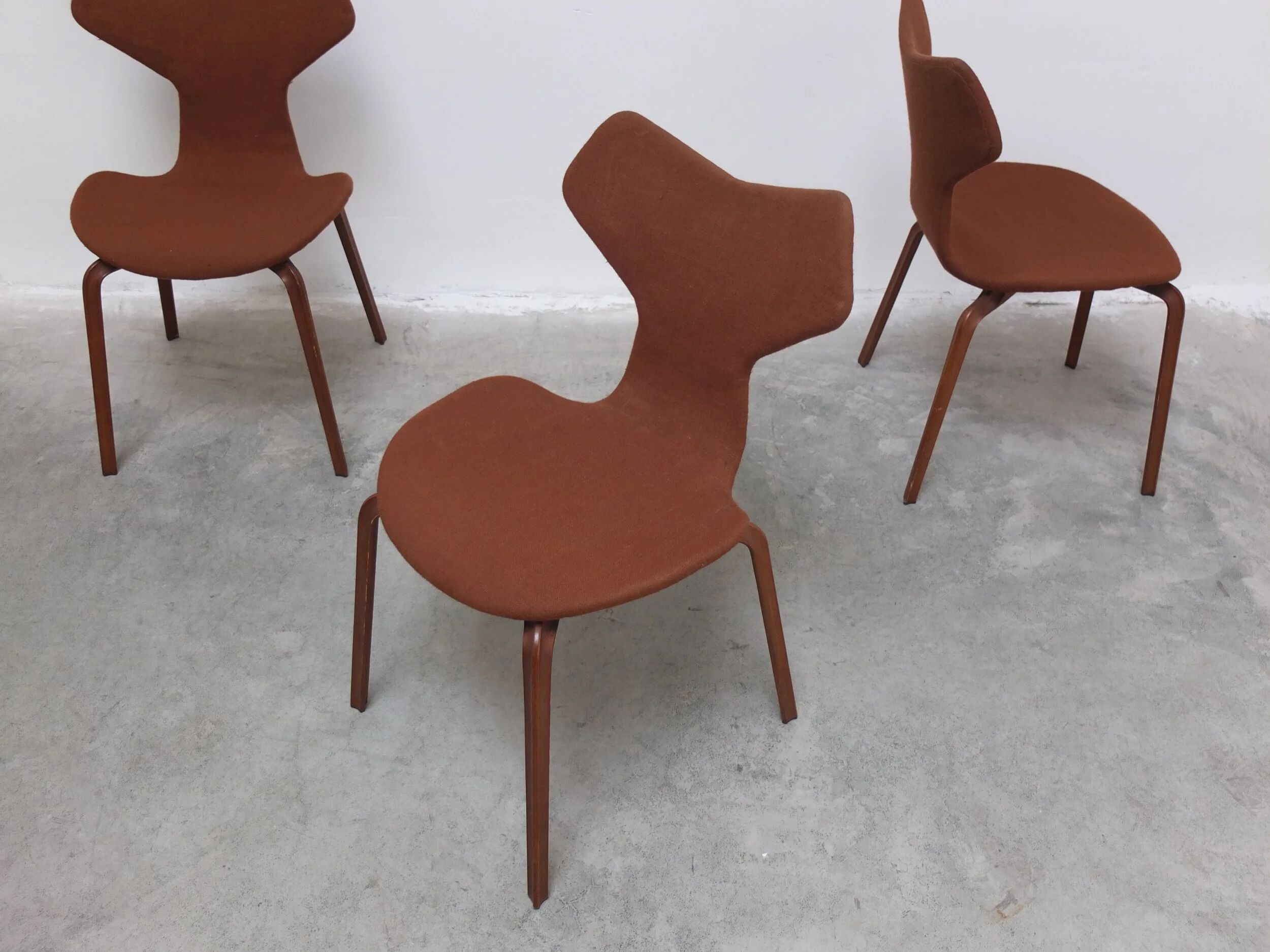 Rare set of 4 first edition 'Grand Prix' chairs by Arne Jacobsen for Fritz Hansen, 1959