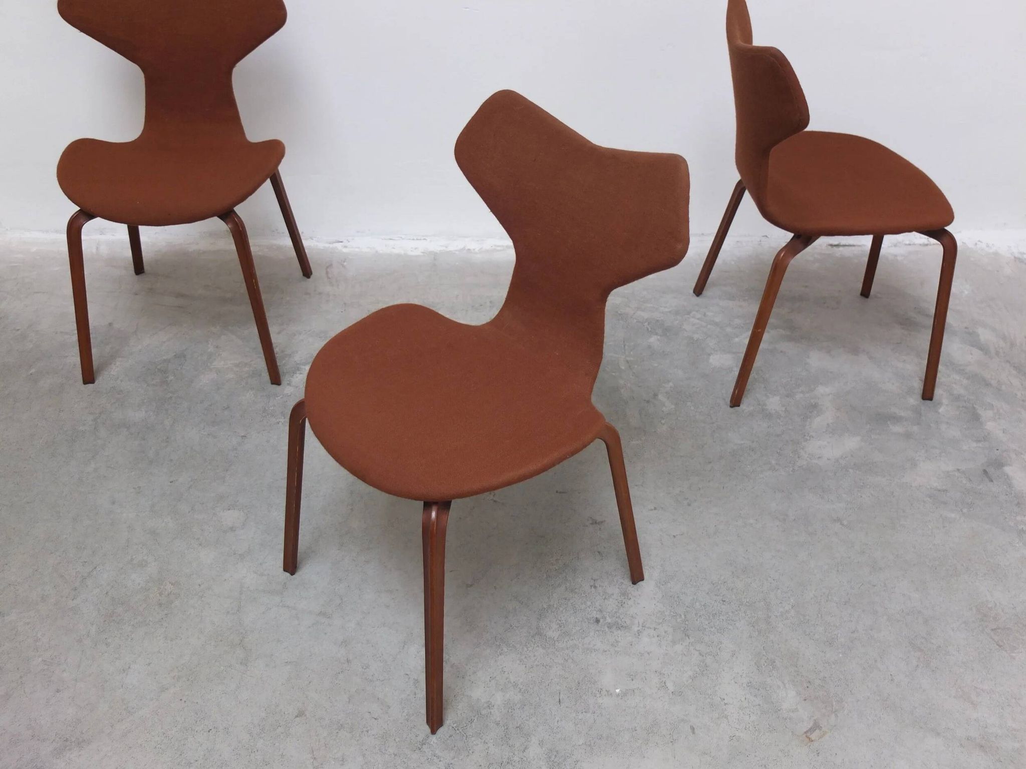 Rare set of 4 first edition 'Grand Prix' chairs by Arne Jacobsen for Fritz Hansen, 1959