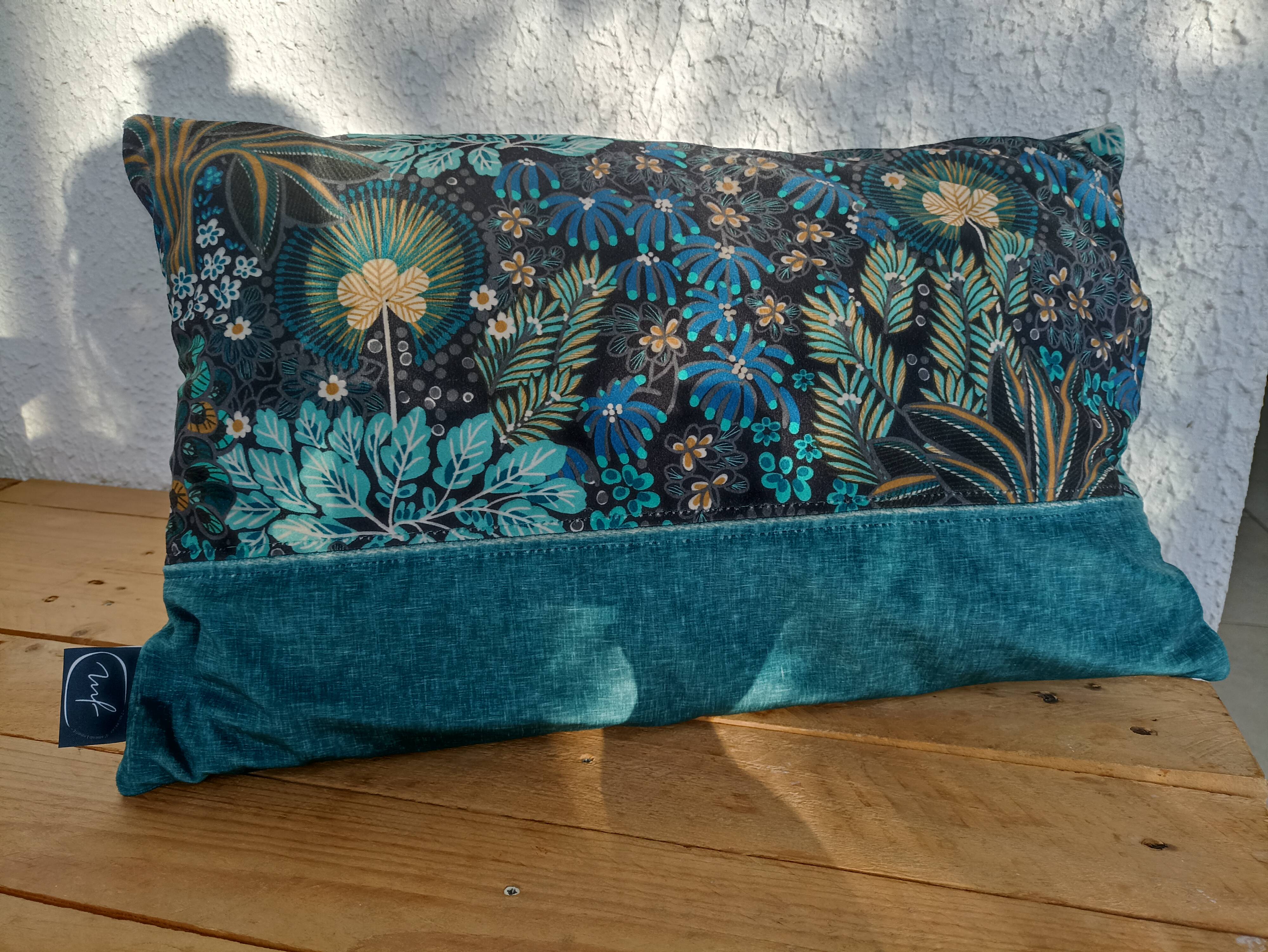 Velvet cushion 50x30 blue color
