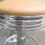 Pair of bar stools, American style, professional