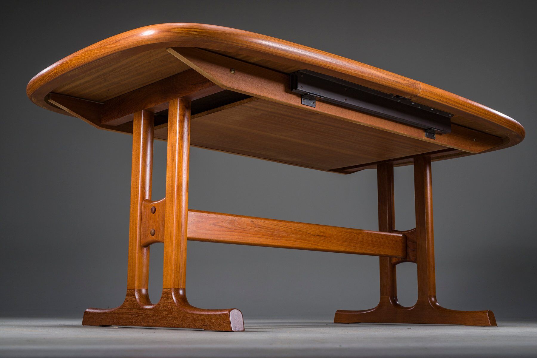 Table à manger extensible en teck de style danois de Glostrup, années 1960
