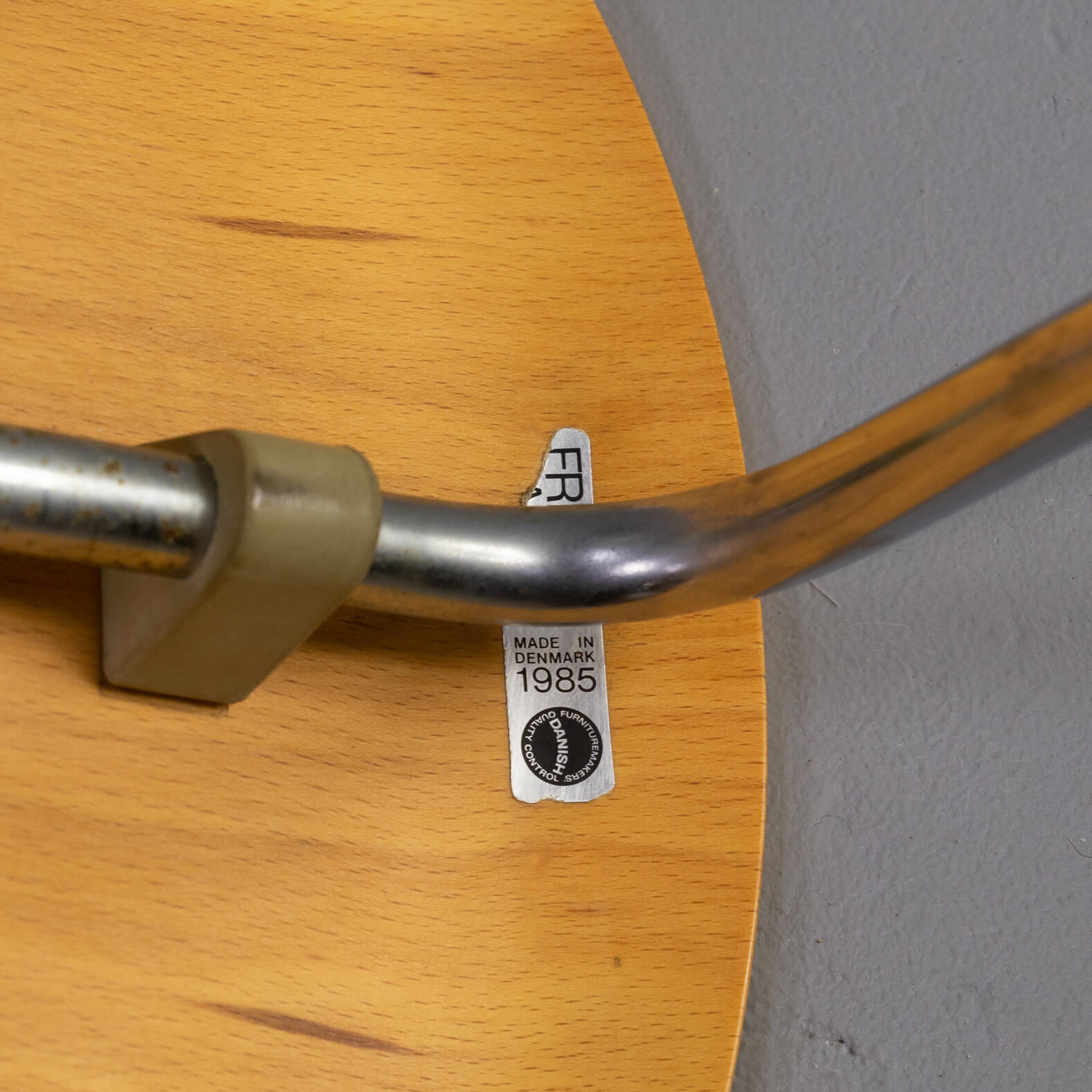 Arne Jacobsen plywood original ‘model 3100 Ant’ chair for Fritz Hansen set/4