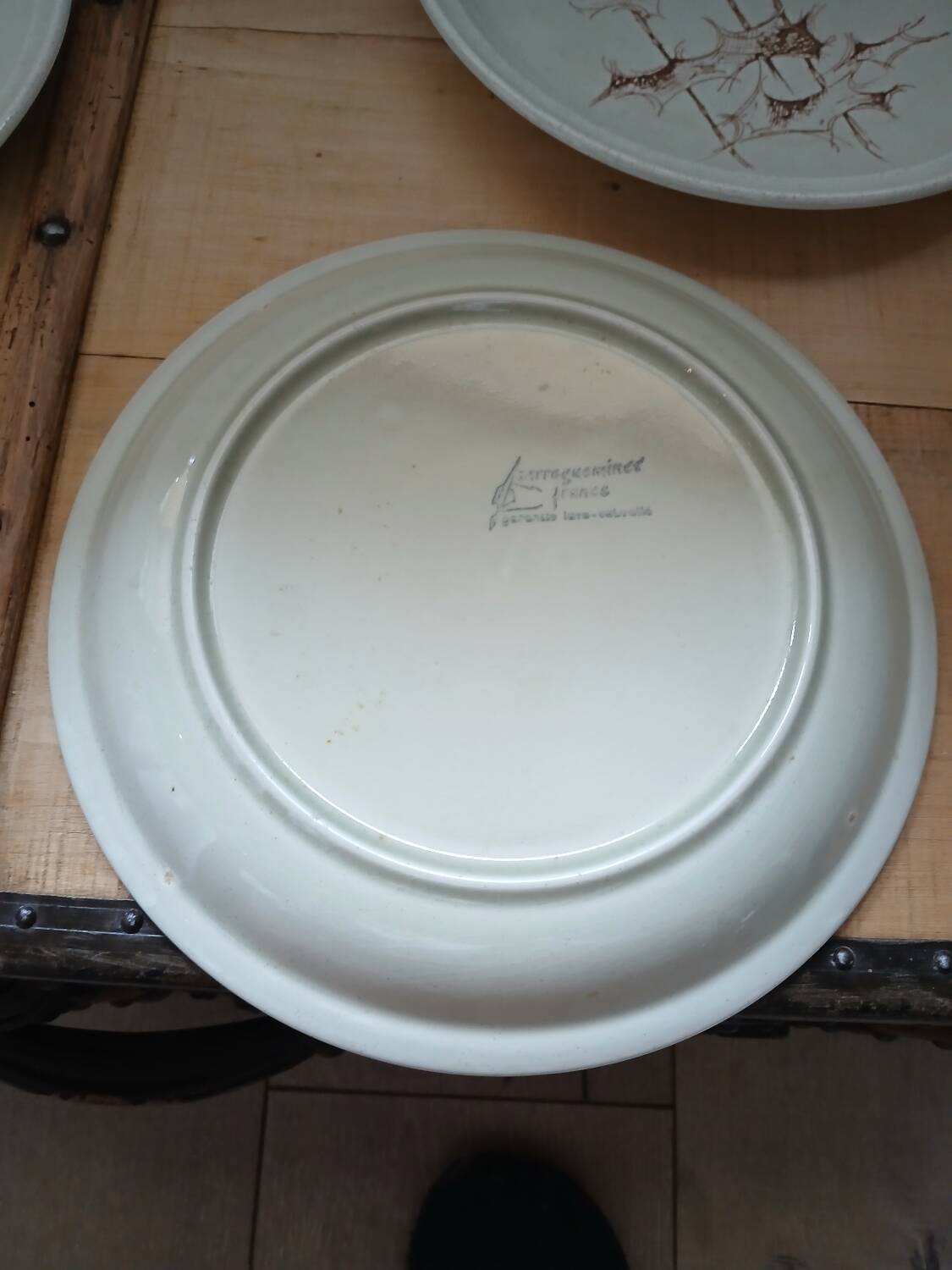 3 assiettes plates anciennes Sarreguemines