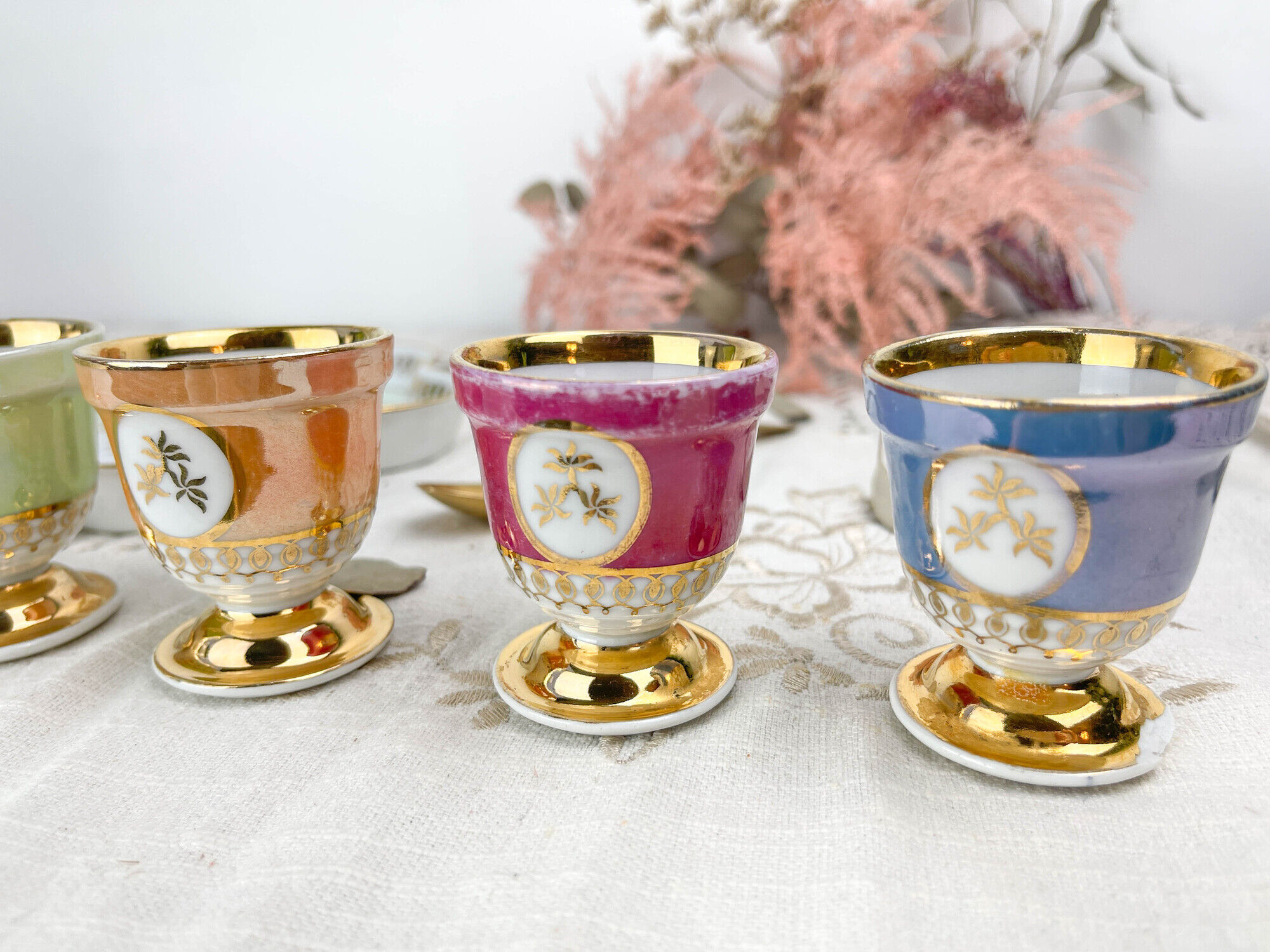 Set de 6 coquetiers vintage en porcelaine de limoges