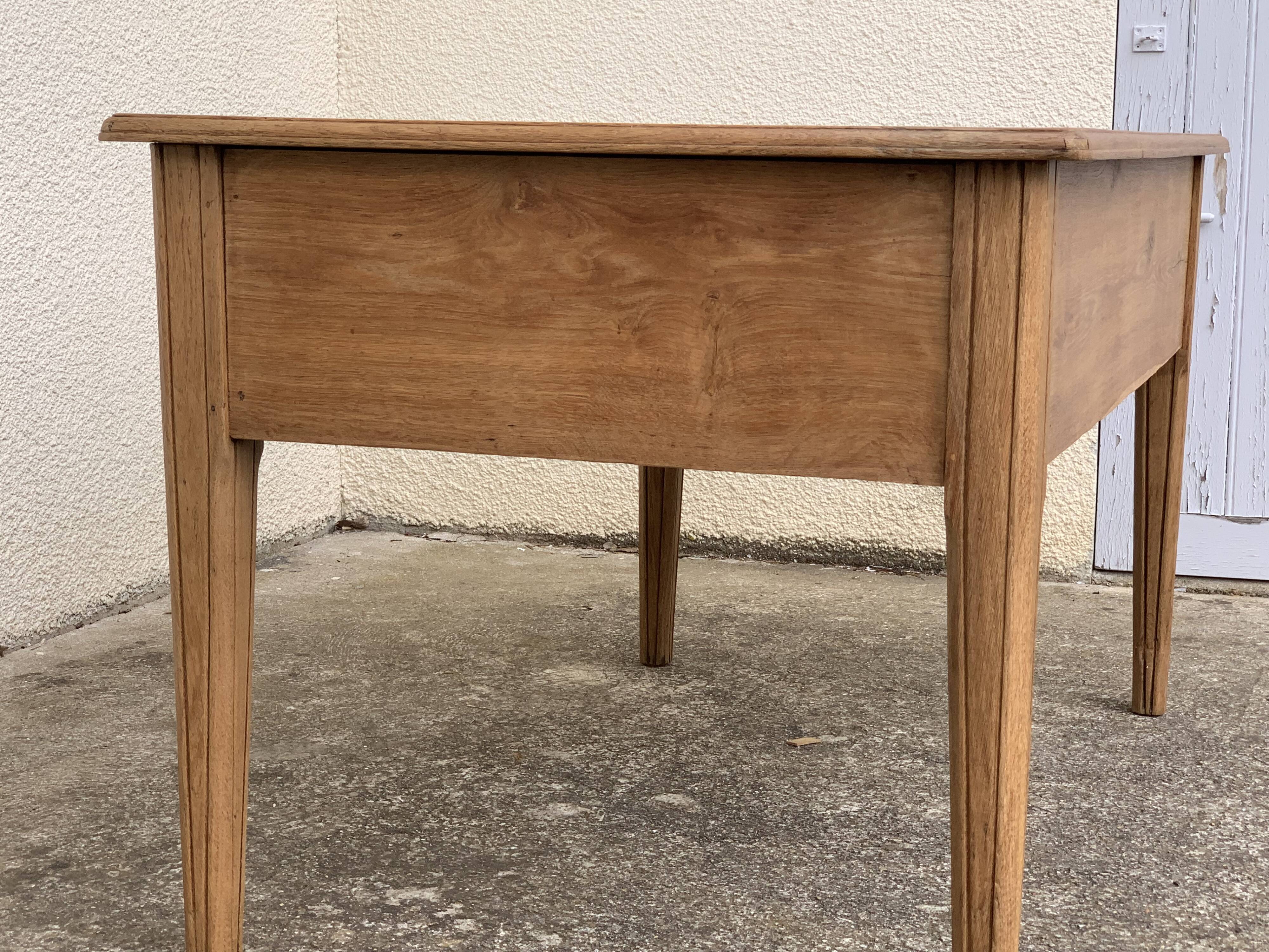 Solid desk in raw oak handles art deco shells