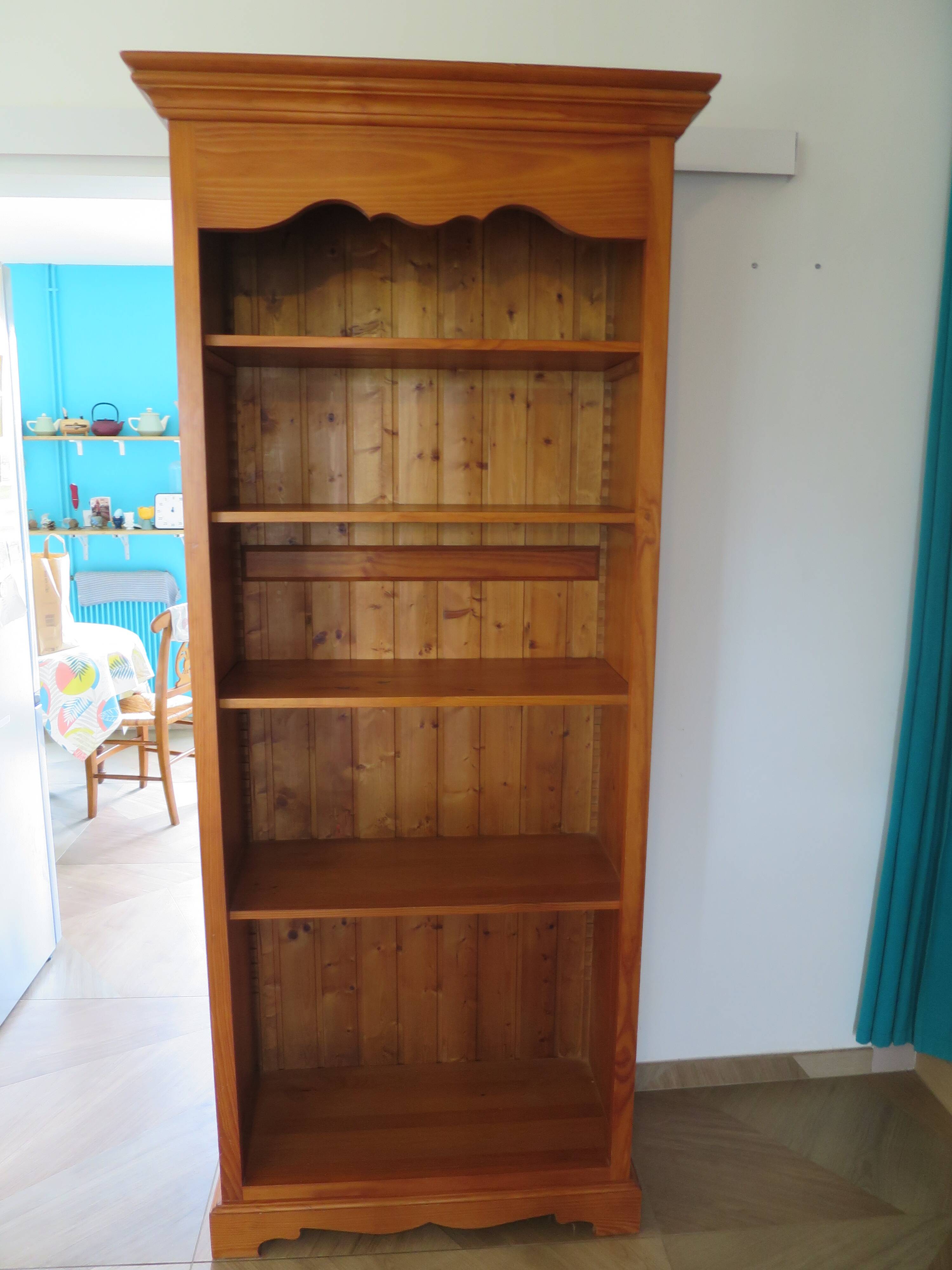 Beautiful bookshelf - solid pine - 5 shelves - country style - natural colour