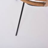 Ensemble de chaises en rotin italien du milieu du siècle avec table d'appoint et porte-revues