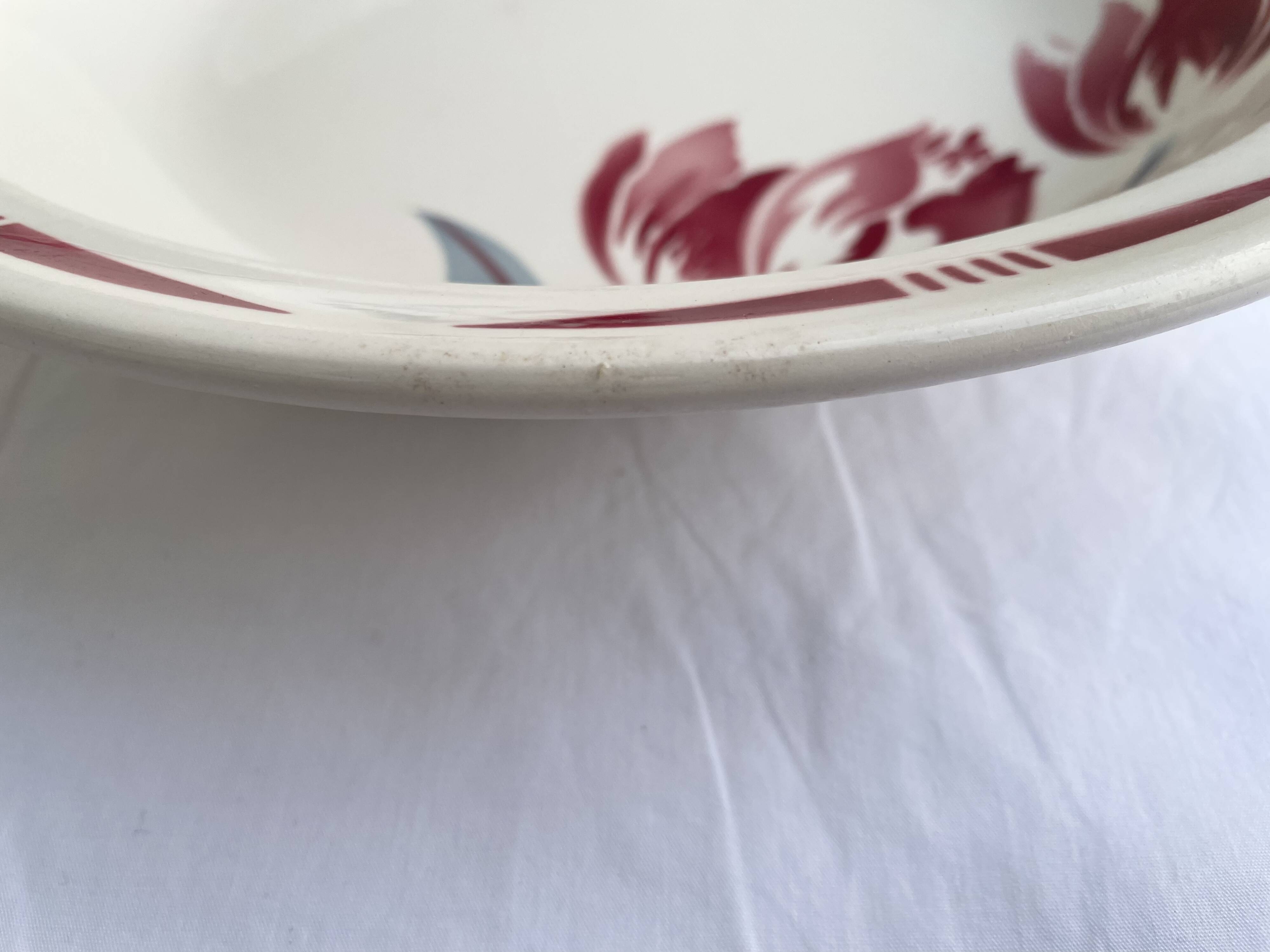 Antique shallow dish Badonviller tulip decoration