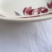 Plat creux ancien Badonviller décor tulipes