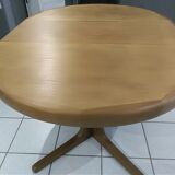 Baumann Extendable Round Table 1970s.