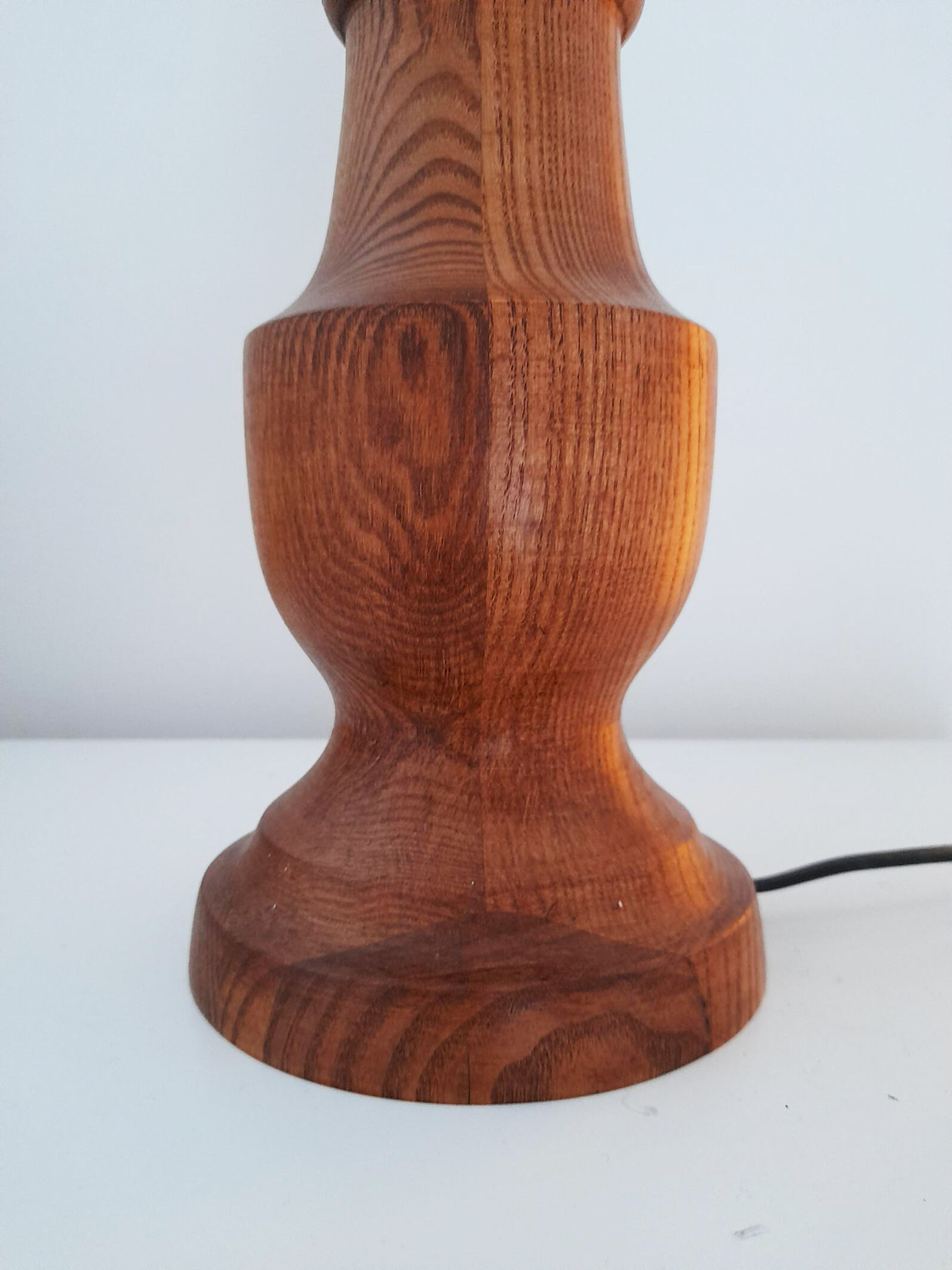 Antique turned wooden lamp base