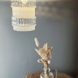 White and transparent glass suspension