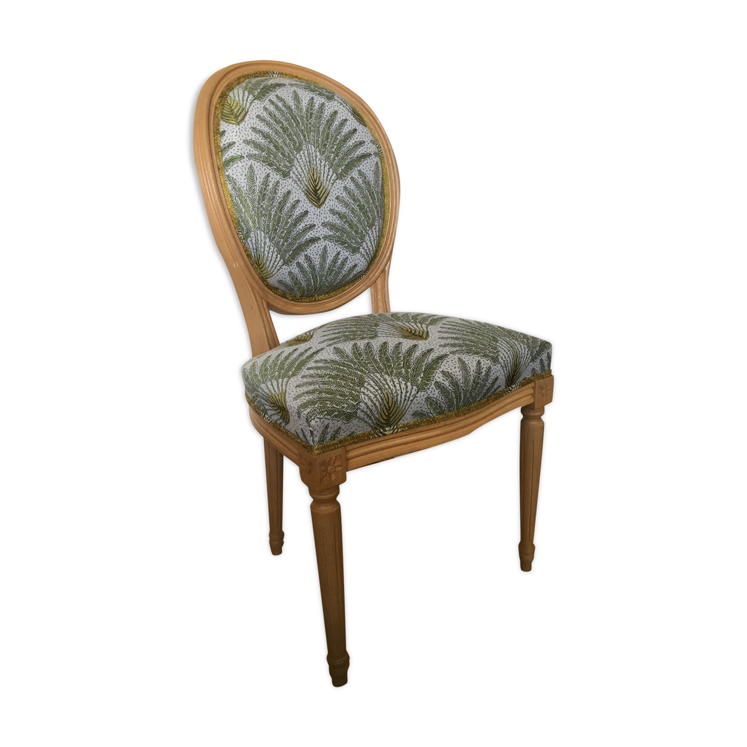 Louis XVI style armchair medallion