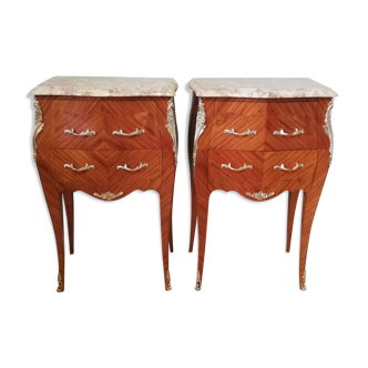 Paire de chevets de forme tombeau de style Louis XV