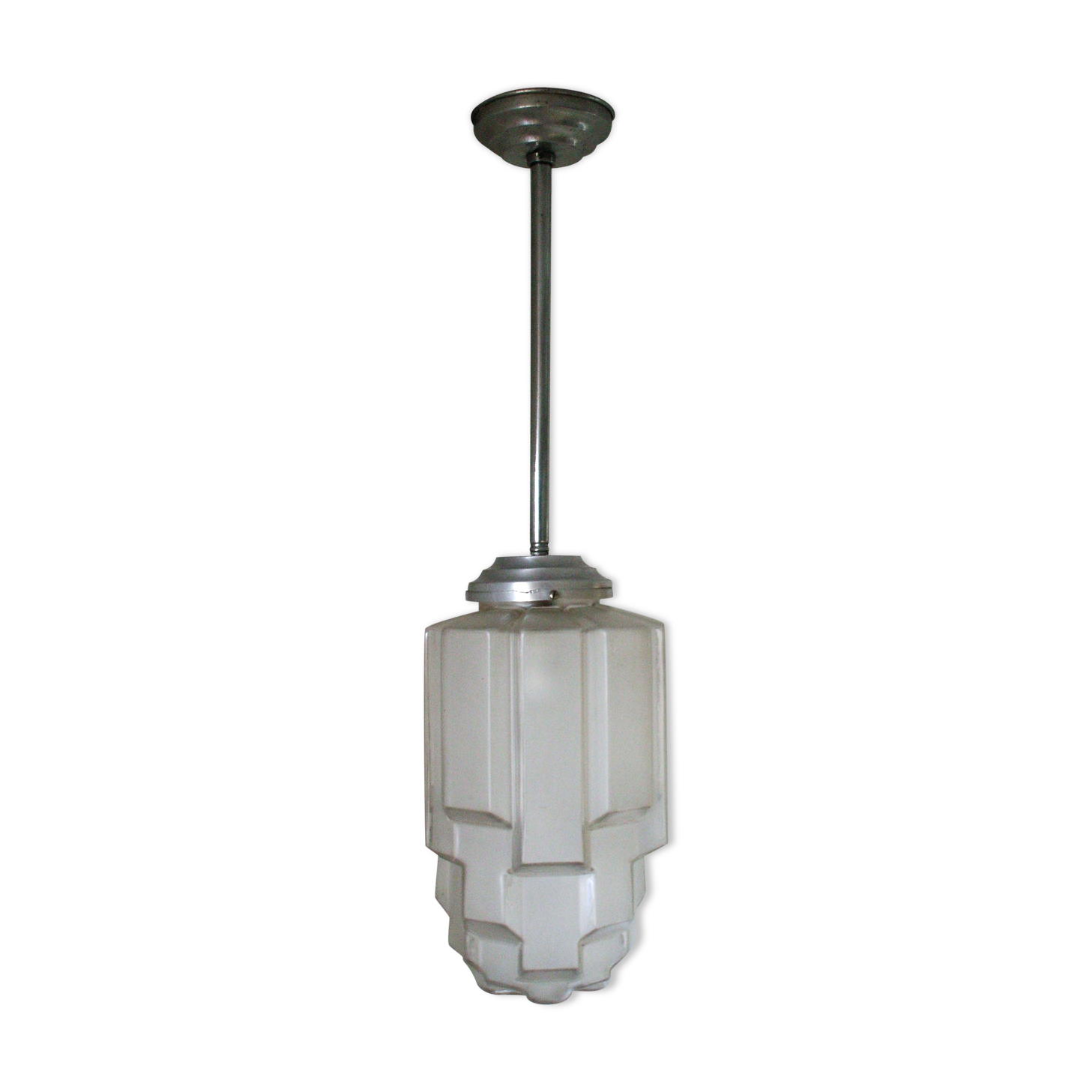 Suspension Deco with frosted glass globe