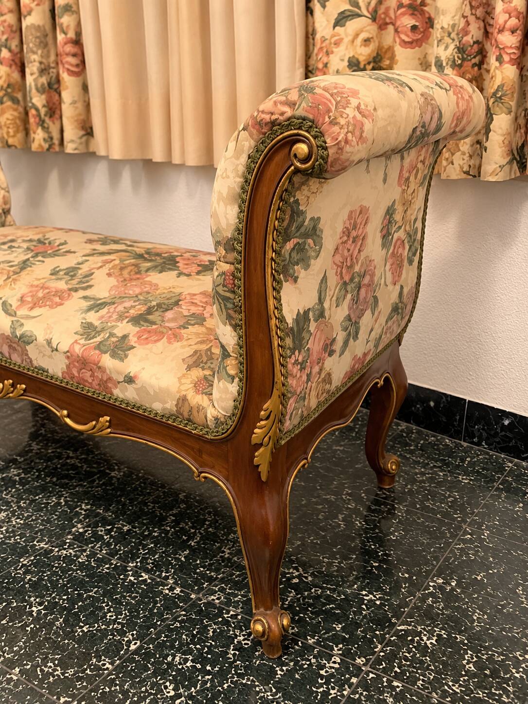 Louis XV style stool in carved wood