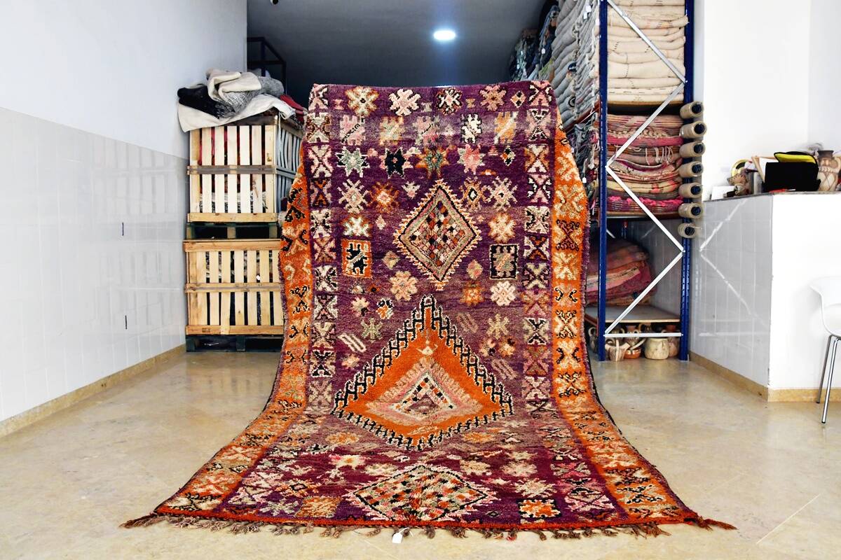 Moroccan Berber rug Boujaad vintage 356 x 190 cm Excellent condition