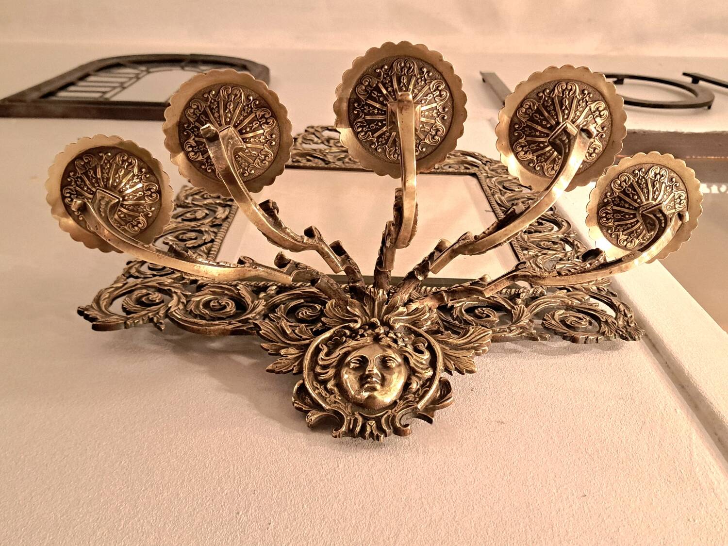 Paire d'appliques miroirs XIXème en bronze