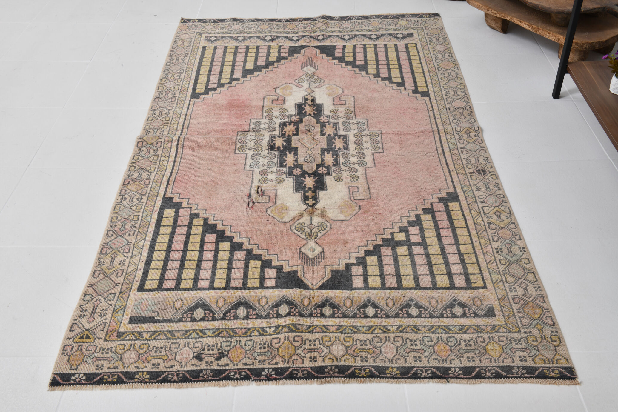 Handmade pink turkish rug 213x125cm
