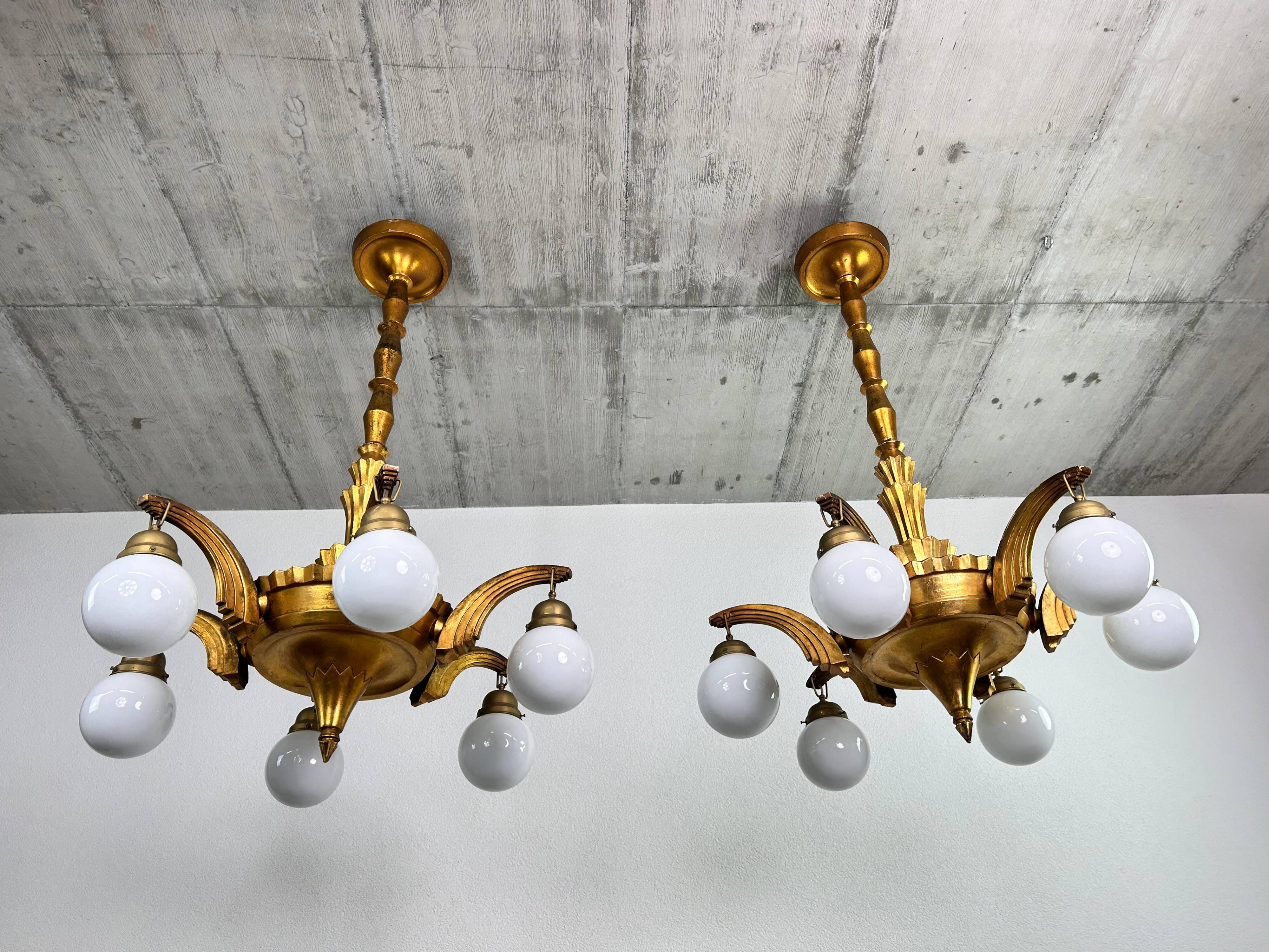 Grands lustres art déco dans le style de Dagobert Peche