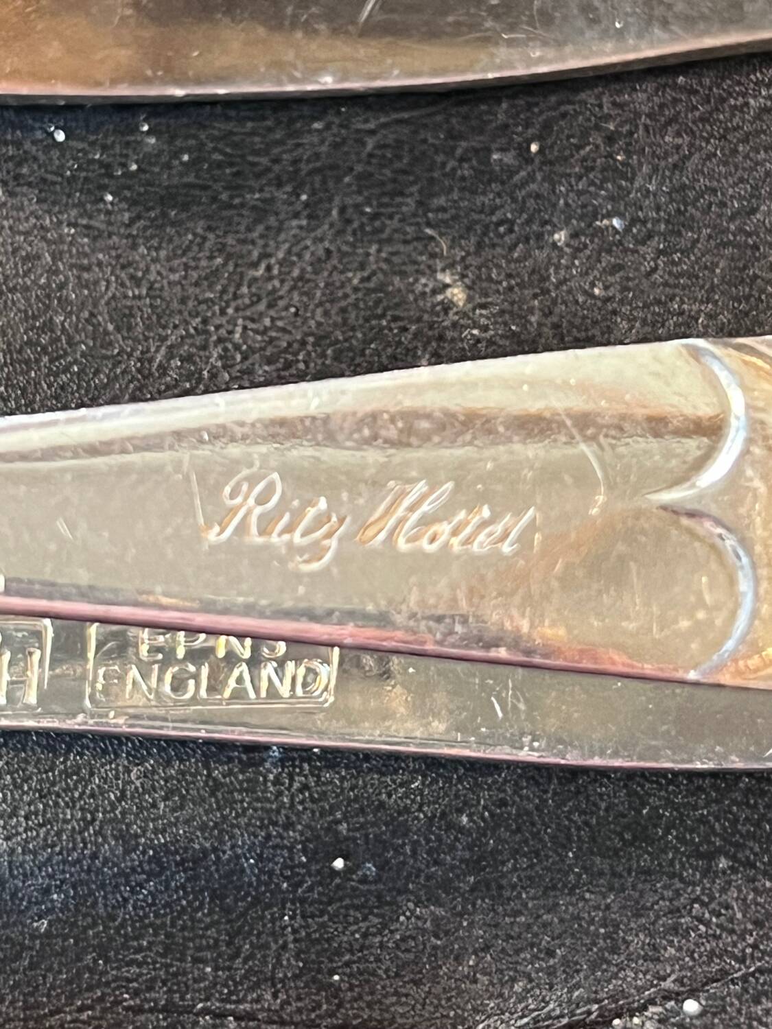 6 asparagus tongs from the Ritz Hotel