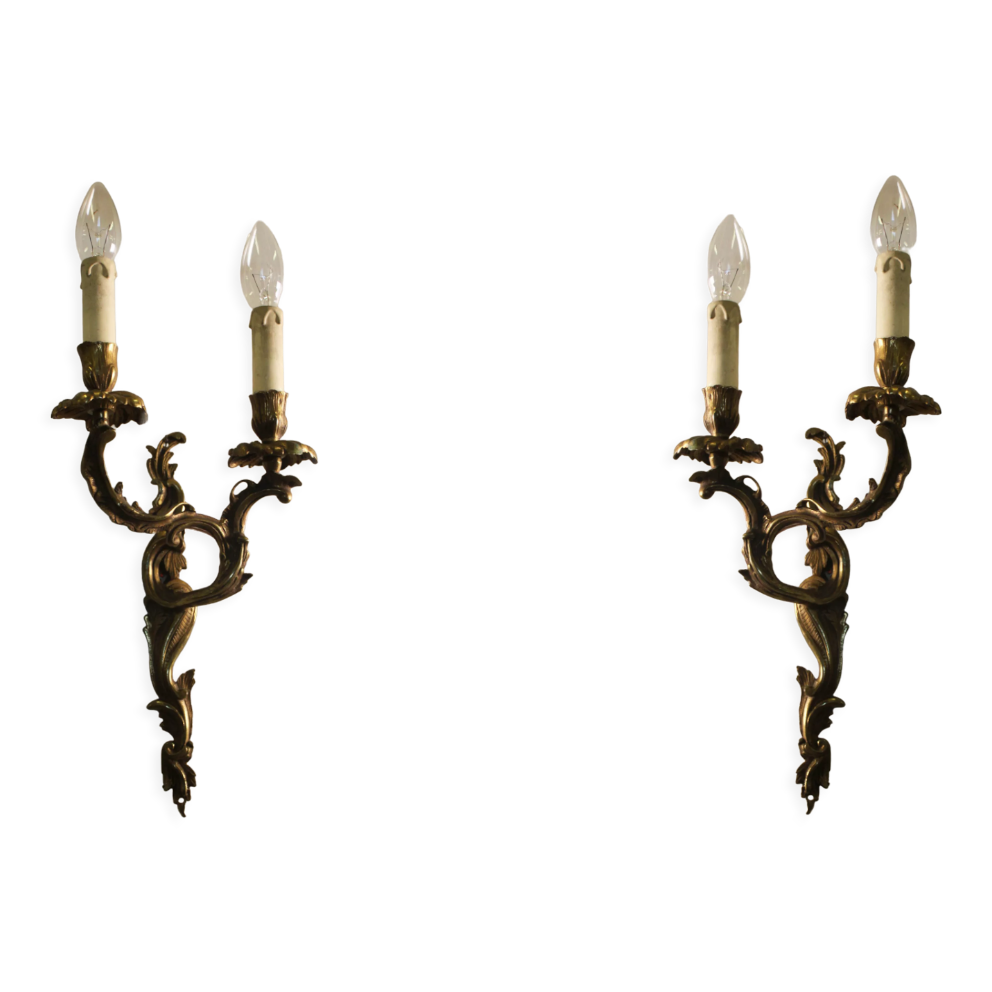 Pair of bronze sconces Louis XV style.