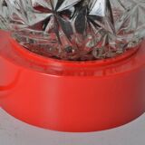 red globe lamp