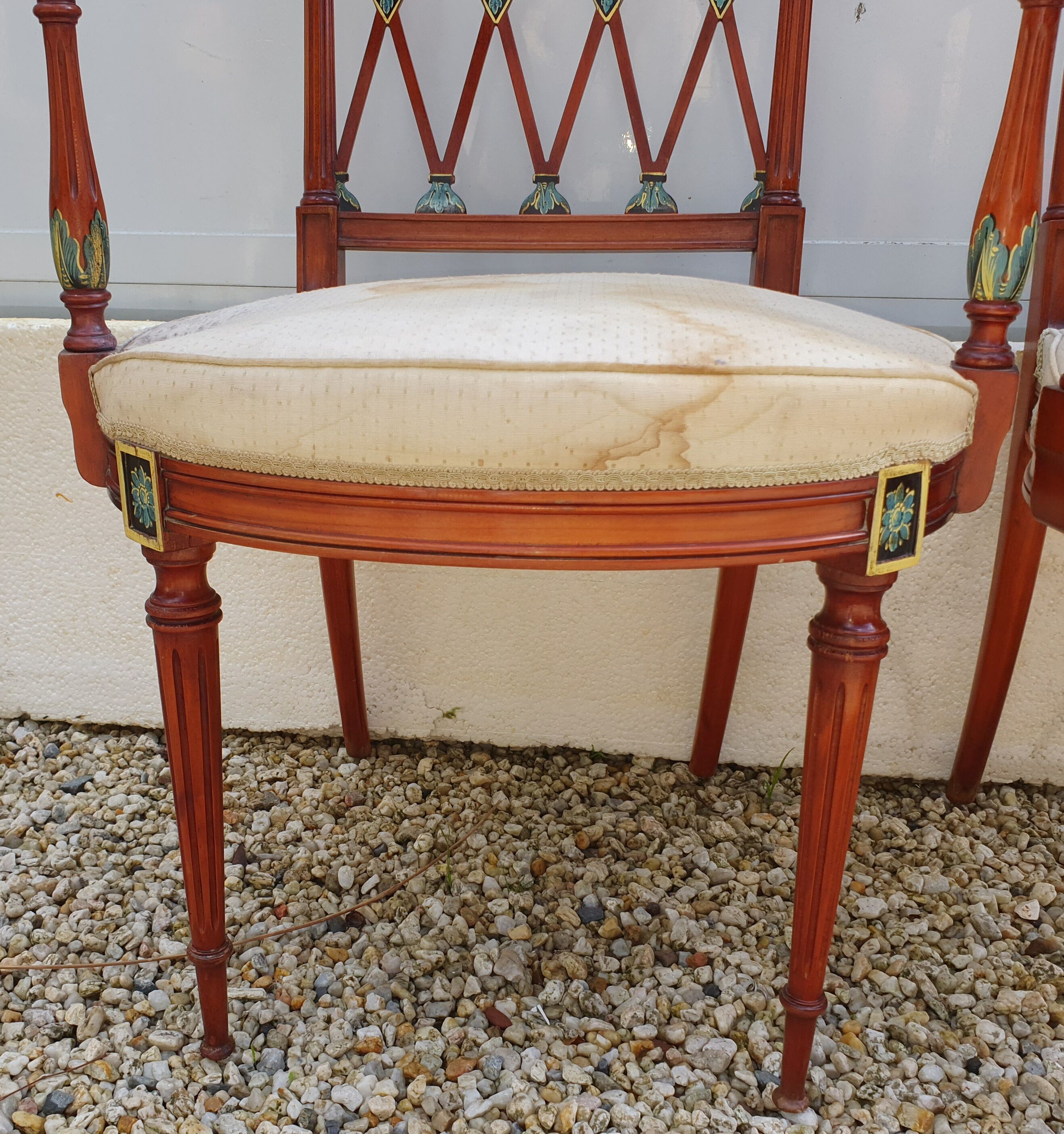 Paire de fauteuils art nouveau en acajou