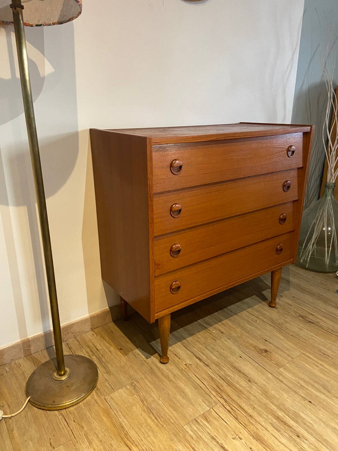 Vintage wooden chest of drawers