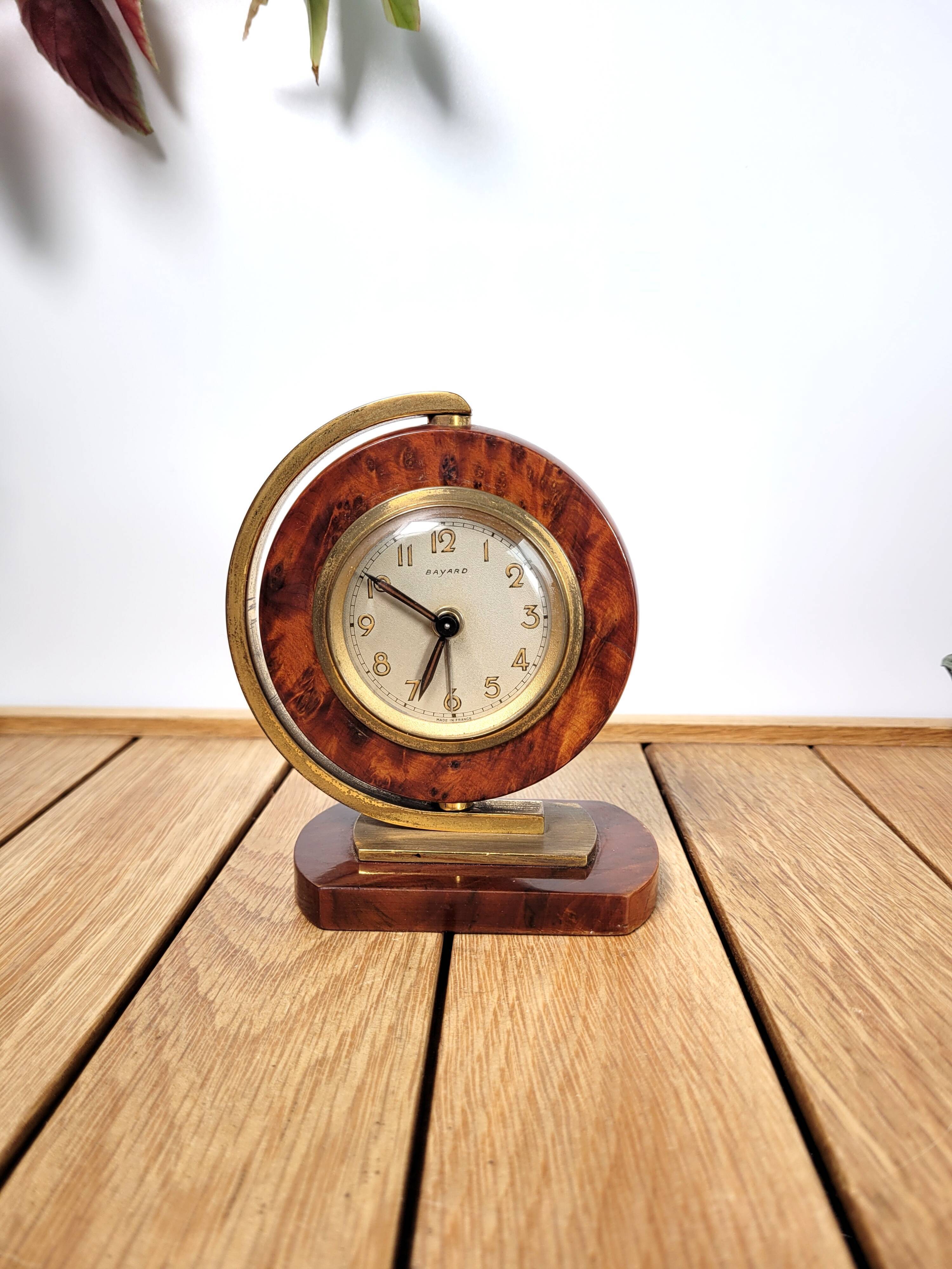 Alarm clock Bayard 1950 walnut and brass