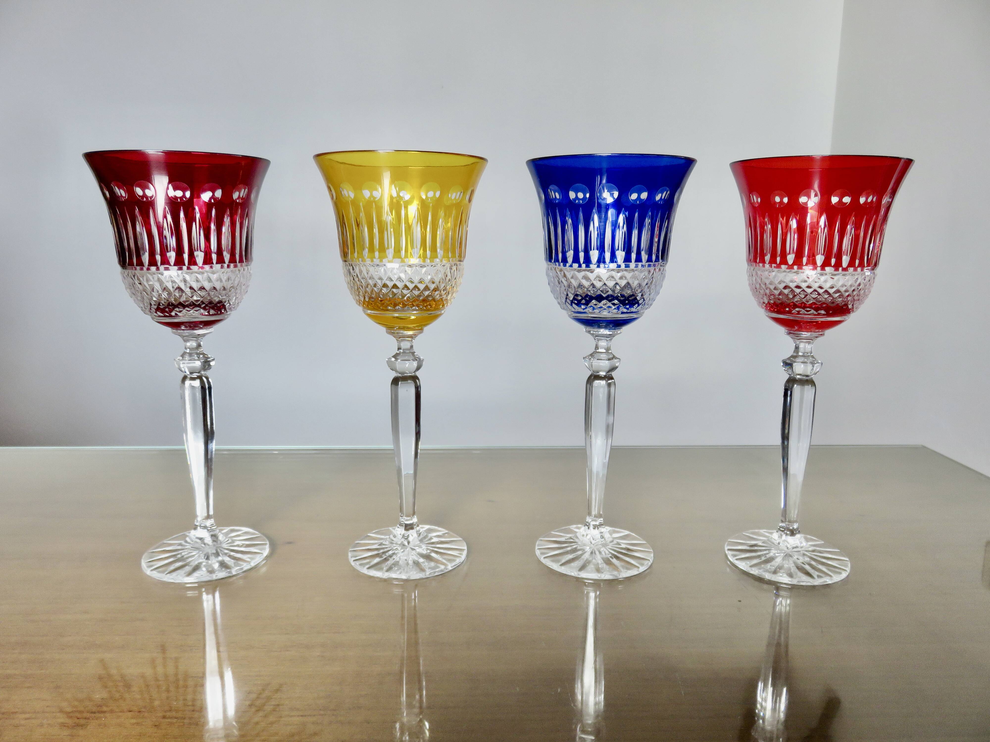 Set of 4 colored crystal wine glasses