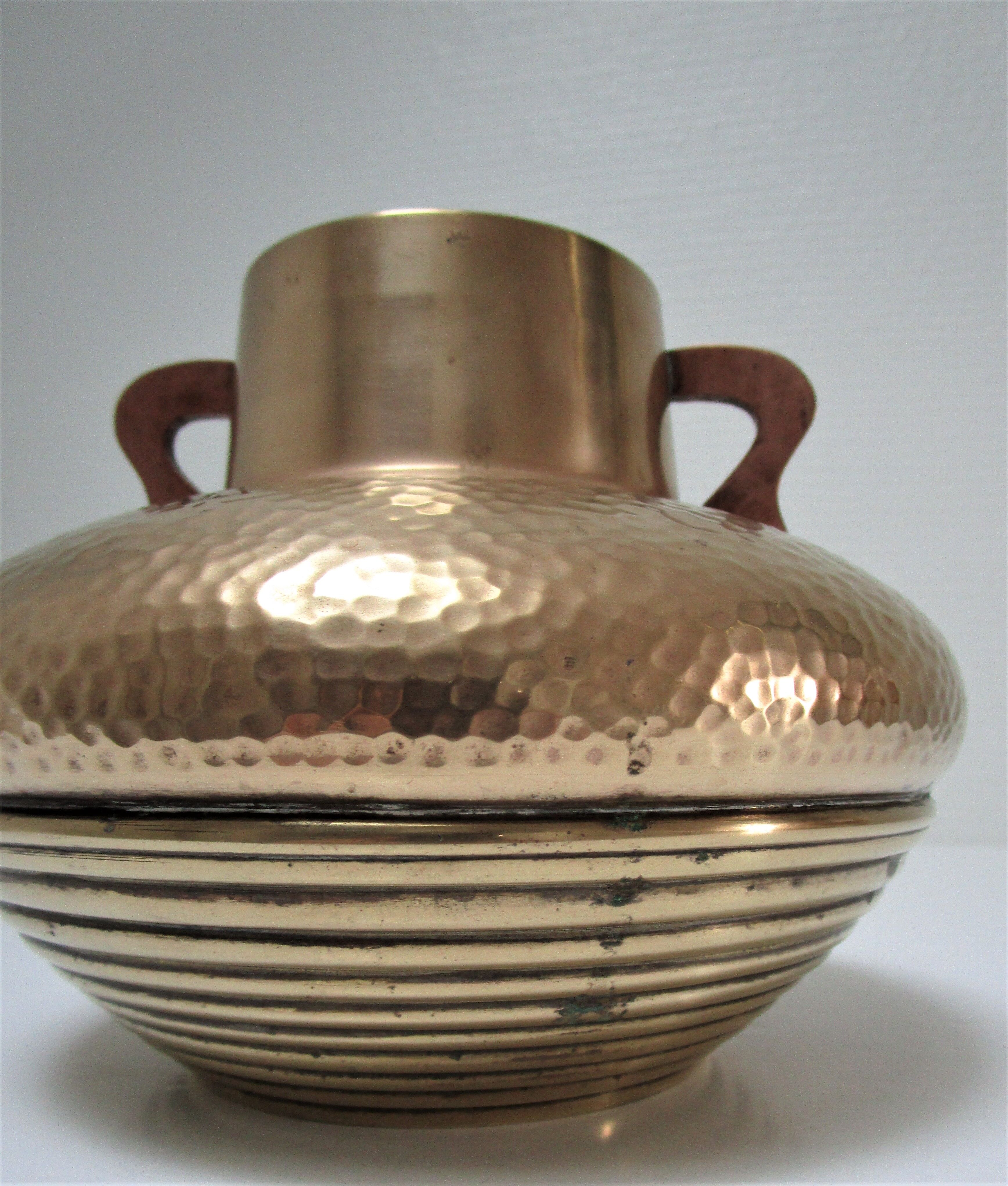 Vase pansu brass patinated vintage art deco style