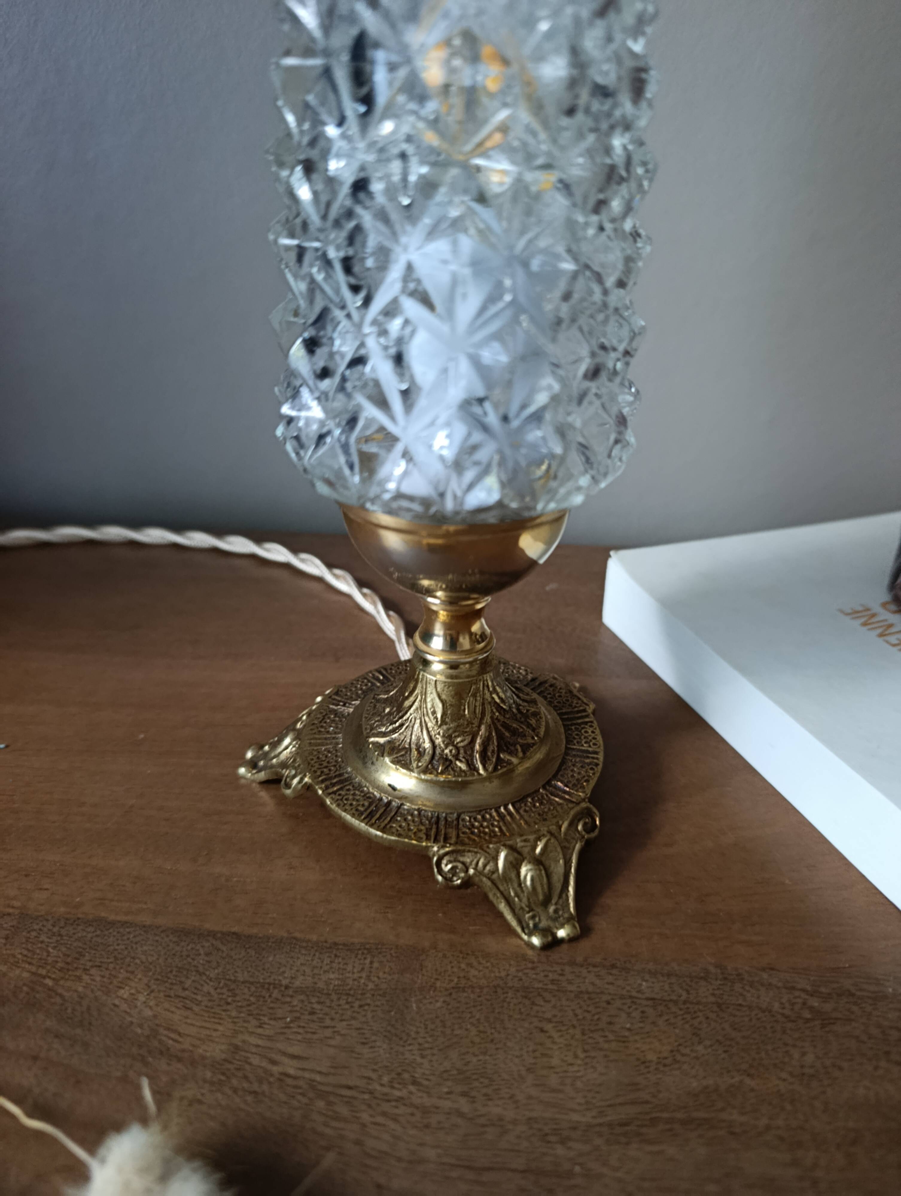 Upcycled table lamp | gold bronze & retro chic diamond tip