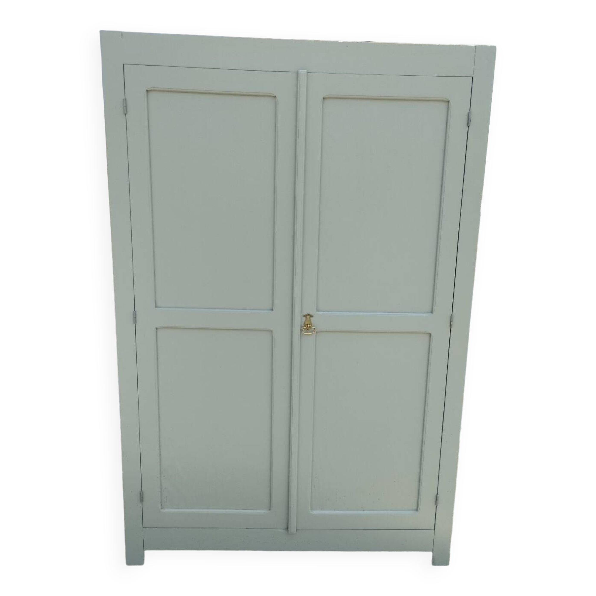 Green Parisian wardrobe